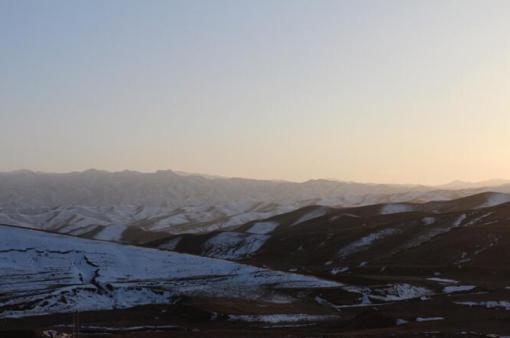 11����Ѯ�Ĵ���ɽ�ѱ��}�}��ѩ���w������� �z��