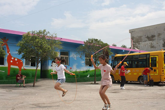 ���Ϲ��I(y��)��W(xu��)��(j��ng)��(j��)�Q(m��o)�׌W(xu��)Ժ����ϵ�P�h�������ж����������(hu��)��(sh��)�`�(du��)������ʡƽ�ɽ���P�hѦ���(zh��n)���Ӝϴ���ӢС�W(xu��)�_(k��i)չ֧�̻��(d��ng)���e�k��ӢС�W(xu��)��һ��Ȥζ�\(y��n)��(d��ng)��(hu��)��׌�W(xu��)���w��(hu��)�W��ƥ�˾������D�����K��ِ��