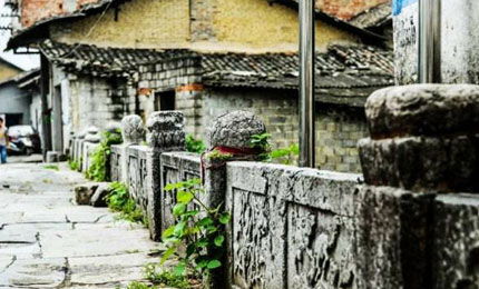 �e�ݹ��(zh��n)�����ƾõĚvʷ�����˹��e�ݳ������Ļ����N(y��n)�������S���Ěvʷ���ľ��^���C�����eꖚvʷ���ľ��^�ľ��A����Ԕ��(x��)������CZYYW ���eꖿh�e�ݹ��(zh��n) Ͷ�� 